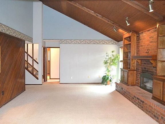 Spacious Floorplan
