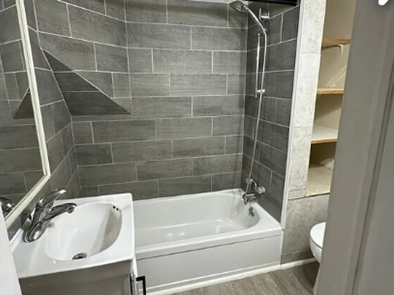 1302 Mississippi St — Photo 3