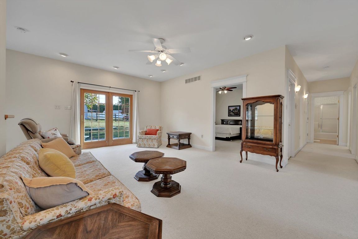 next background image