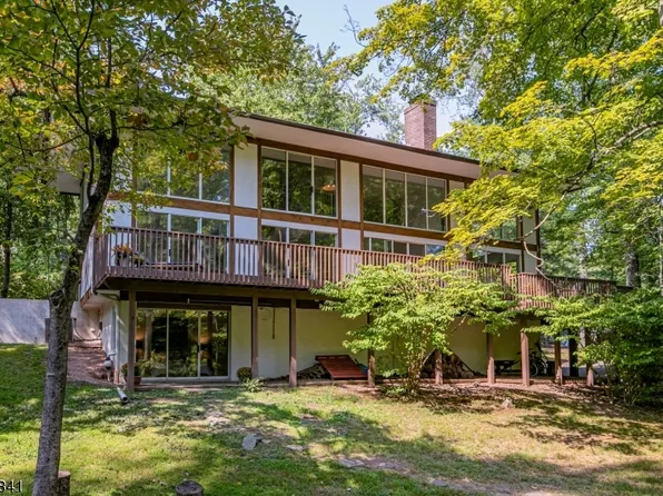 163 Rolling Hill Rd, Montgomery Twp., NJ 08558