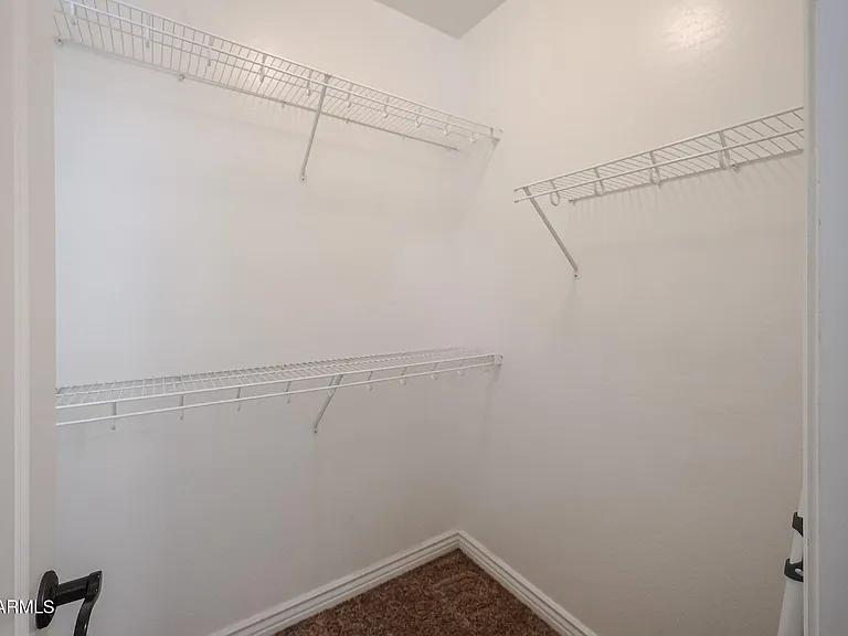 2434 E Roma Ave — Photo 22