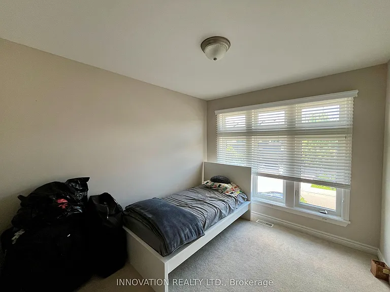 222 Dolce Cres — Photo 17