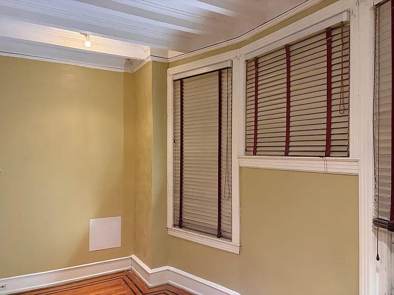 2041 W Tioga St #1 — Photo 10