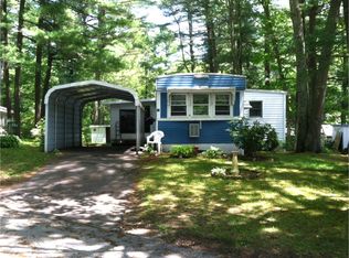 31 Parkwood Dr, Halifax, MA 02338