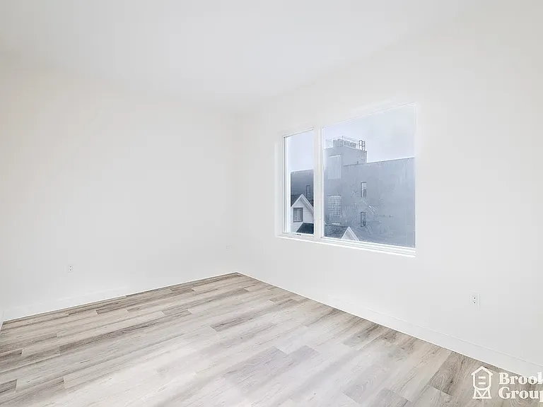 101-19 Rockaway Beach Blvd #3N — Photo 10