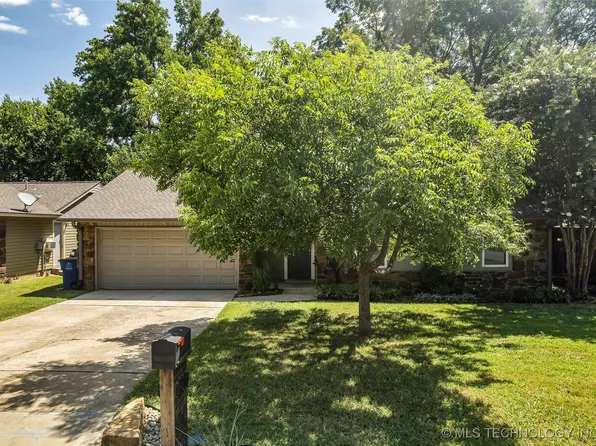 6219 S 29th West Ave, Tulsa, OK 74132