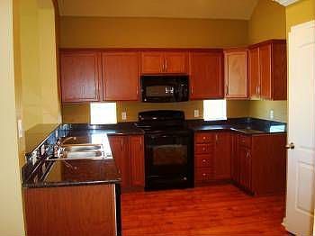 2nd image of 3025 Andalusian Ln