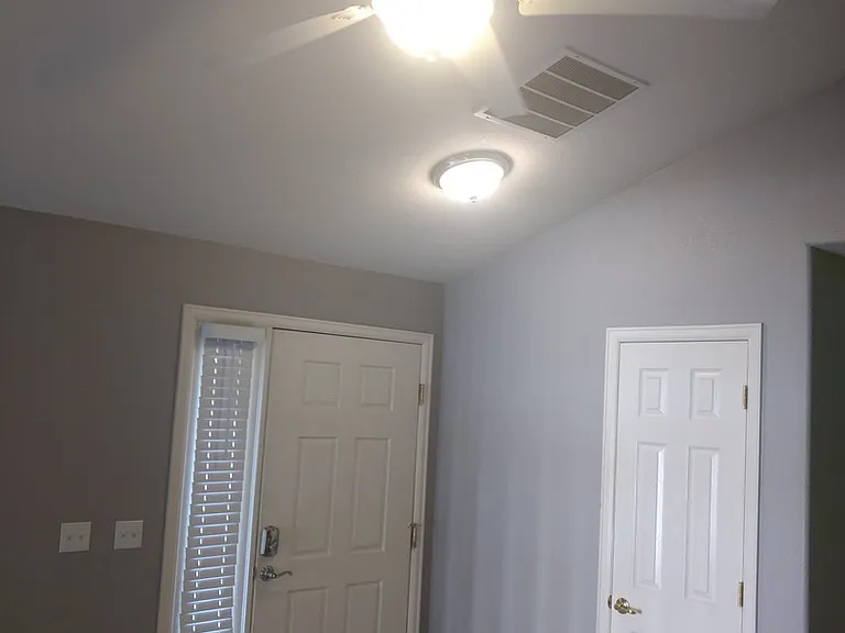 3475 Boulder Cir #201 — Photo 2