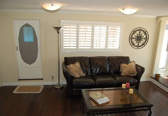 4th image of 164 Pomona Ave
