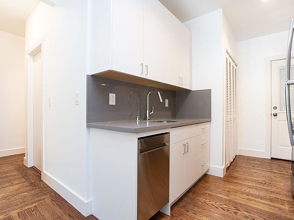 5th image of 430 Scott St APT 4