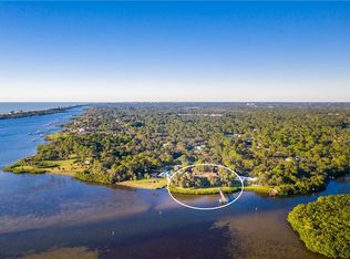 1684 Bayshore Dr, Englewood, FL 34223