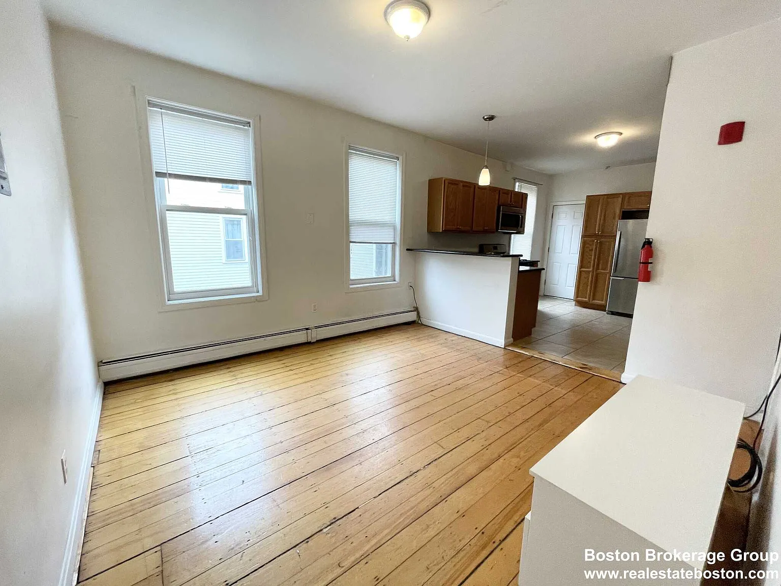 4 bed, $6,000 — Photo 4