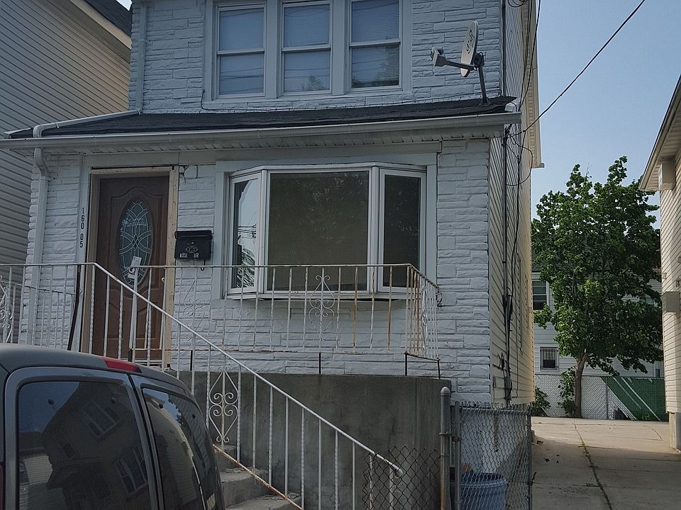 1st image of 160-05 111th Avenue