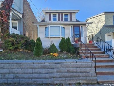 414 Castleton Avenue, Staten Island, NY, 10301
