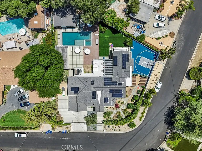 5050 Arundel Dr — Photo 5