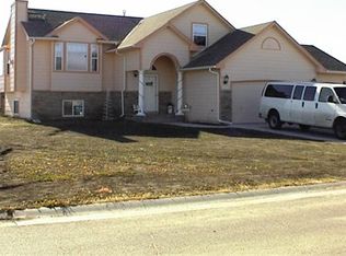 2555 E Egret Flight Ct, Wichita, KS 67219
