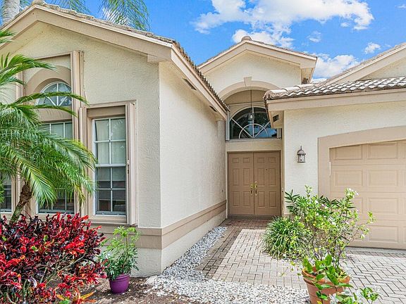 3rd image of 11648 Castellon Ct