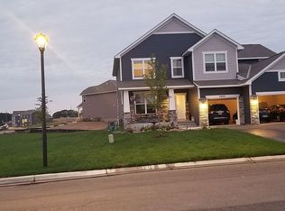 4660 Copper Ridge Dr, Woodbury, MN 55129