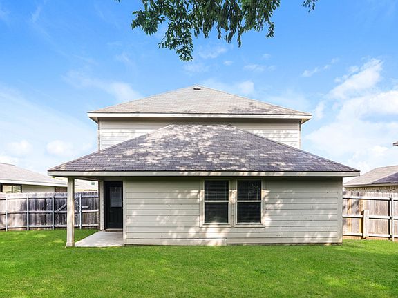 5th image of 1603 Cardinal Dr