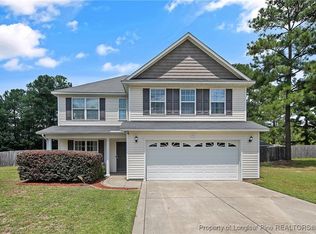 111 Flag Ln, Raeford, NC 28376
