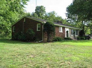 3830 Gordon Rd, Ashtabula, OH 44004