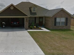 541 Saddlehorn Dr, Bentonville, AR 72719