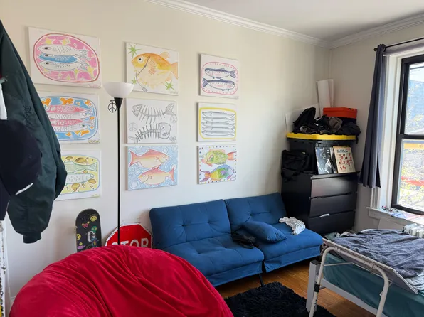 3733 College Point Blvd APT C2e, Flushing, NY 11354