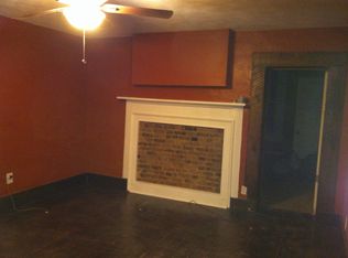 39 W 3rd St, Brookville, IN 47012