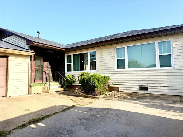 17 E Norma Ave, Sulphur, OK 73086