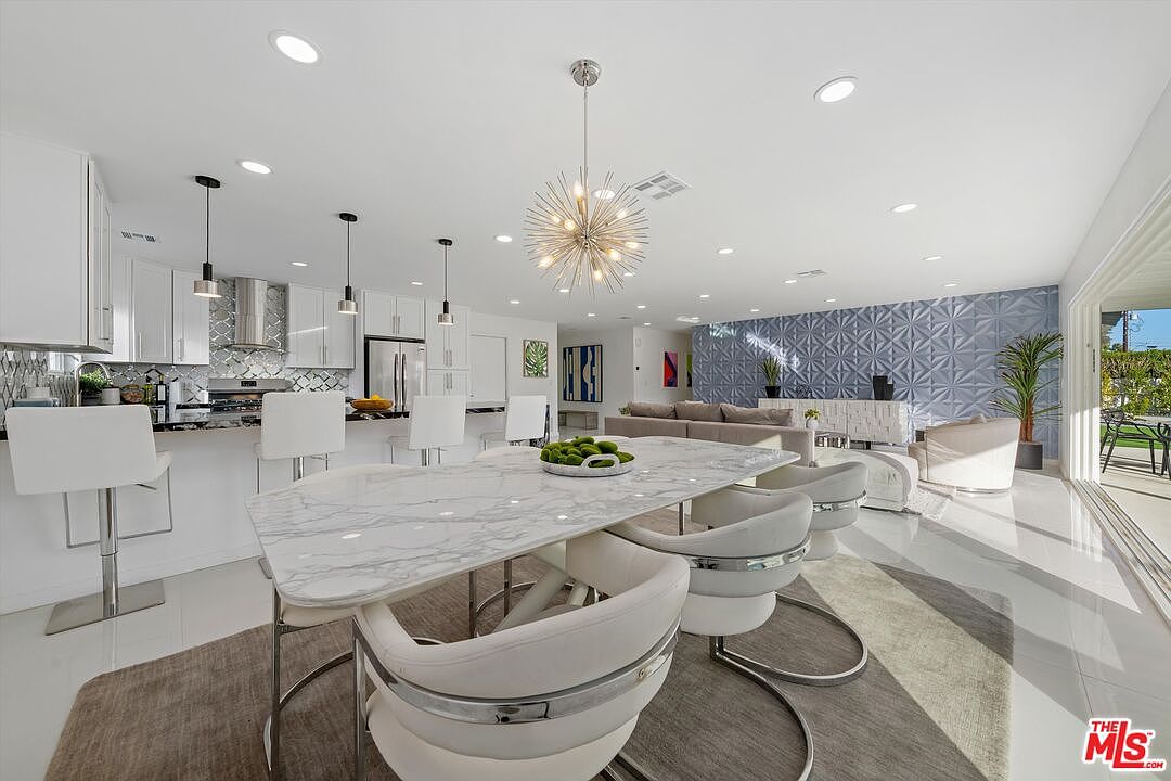 2975 E Via Escuela, Palm Springs, CA 92262 Zillow