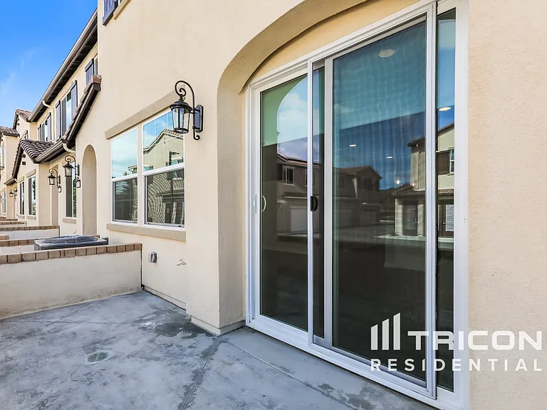 24802 Alita Way — Photo 92