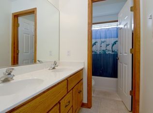 1154 Walker Ct, Elburn, IL 60119