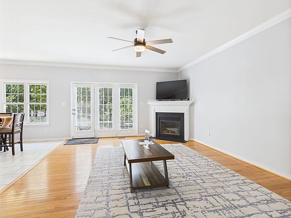5th image of 12017 Hunton Crossing Place Gln