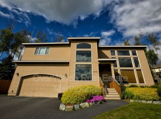 16439 Mills Park Cir, Eagle River, AK 99577