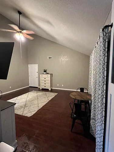 909 Changason Way Photo 1