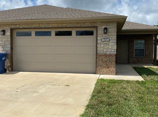 3215 W Reese, Springfield, MO 65810
