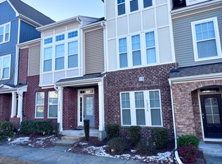 1216 Alston Forest Dr, Cary, NC 27519