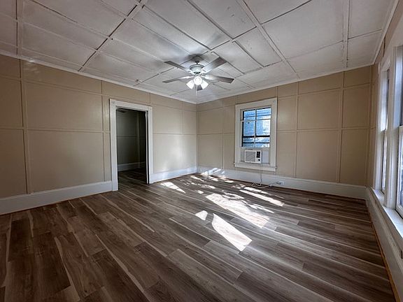 3rd image of 409 N Cedar St APT D