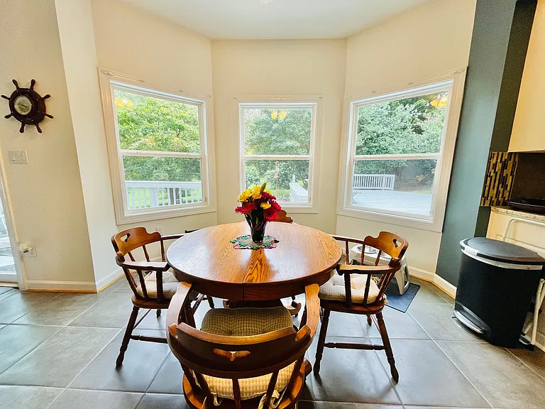 1474 Freeman Dr — Photo 8