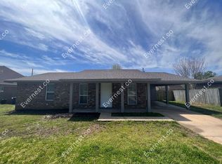 10563 Lafayette Dr, Olive Branch, MS 38654