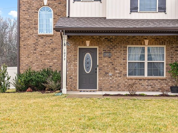 3rd image of 1079 Terraceside Cir
