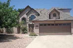 1st image of 704 Oak Hollow Dr