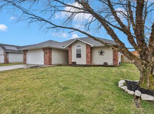 1210 W School St, Ozark, MO 65721