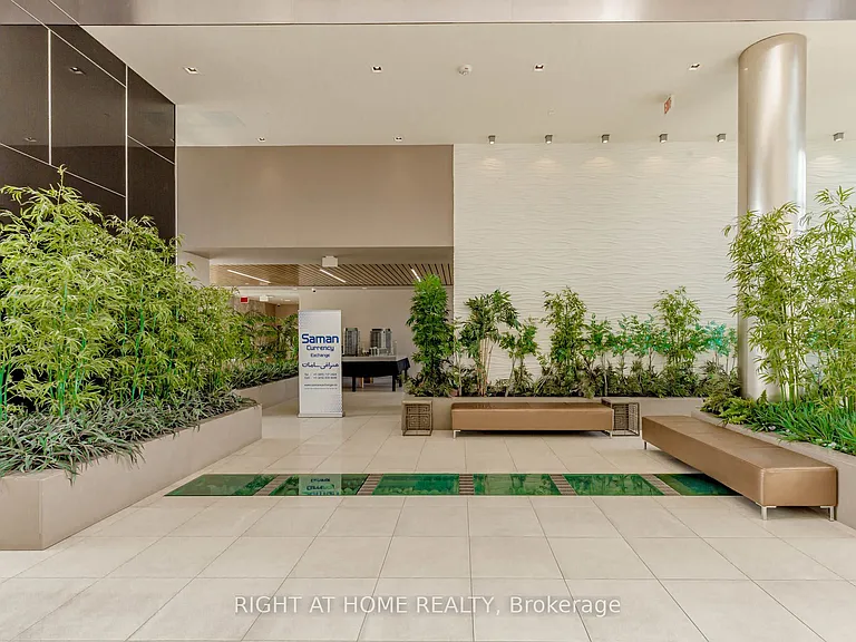 9608 Yonge St #1603 — Photo 35