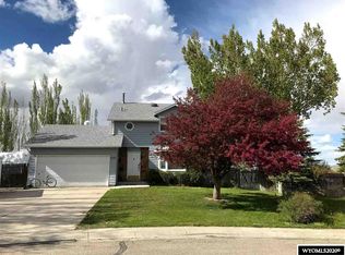 519 Independence Cir, Rock Springs, WY 82901