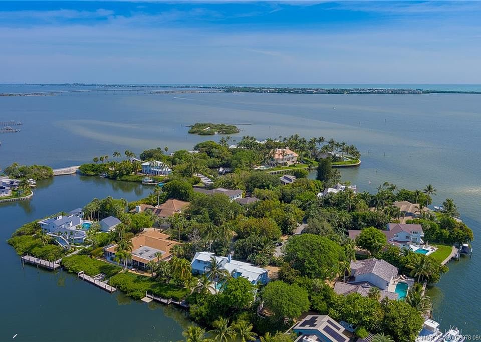 27 Simara St, Sewalls Point, FL 34996 MLS M20039678 Zillow