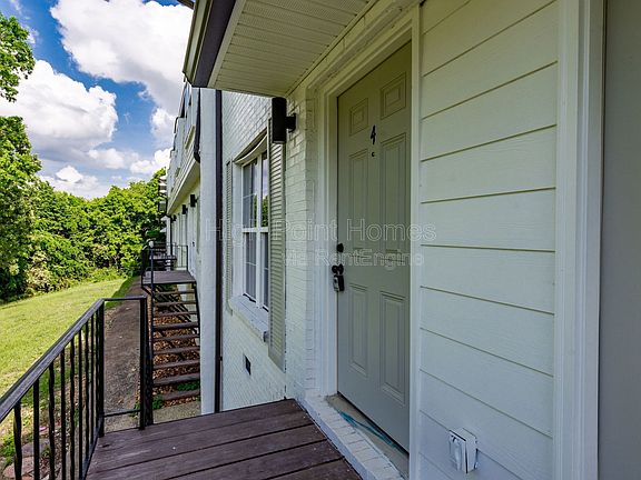 4th image of 400 Gallery Ln #B-4