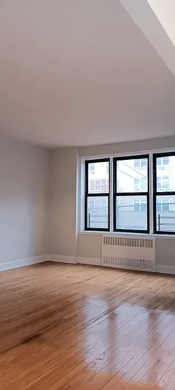 3640 Johnson Avenue XX