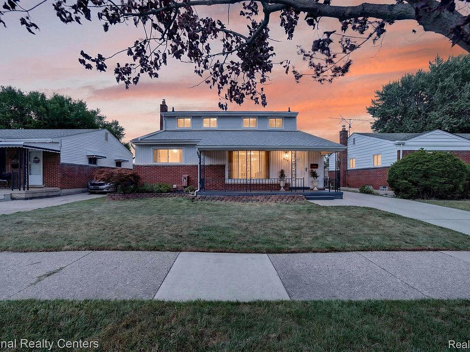 1st image of 833 Bernie Ln