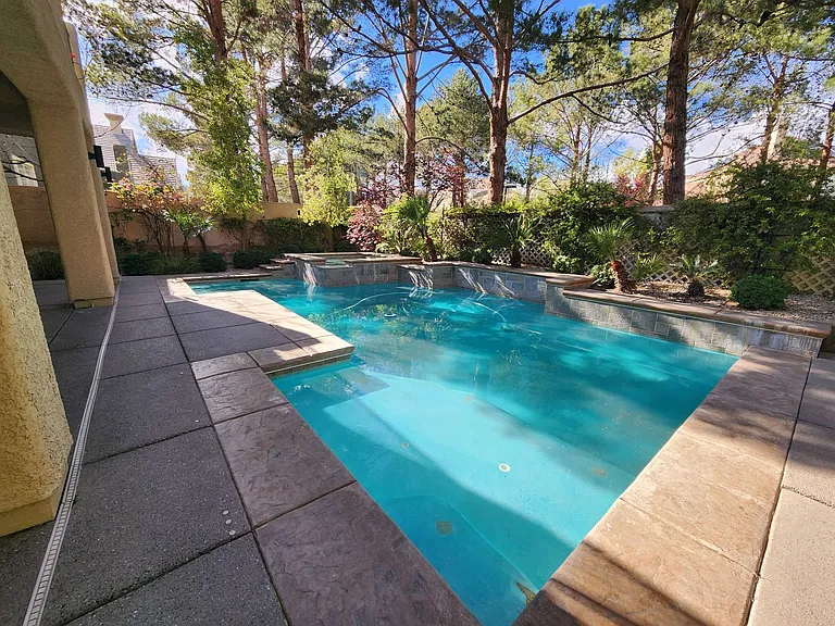 9516 Royal Lamb Dr — Photo 24